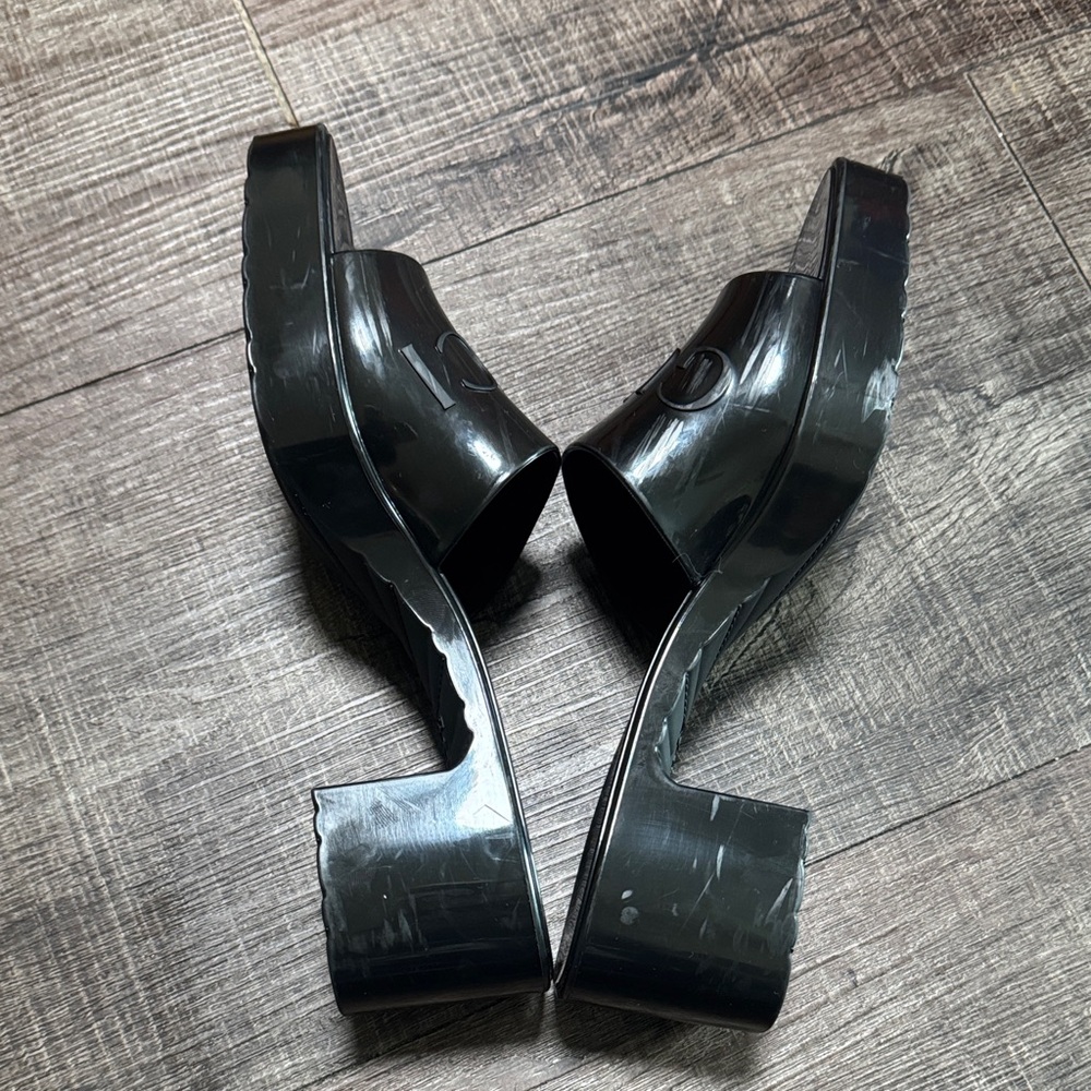 Gucci Glossy Black Women's Sandals - Picture 7 of 11